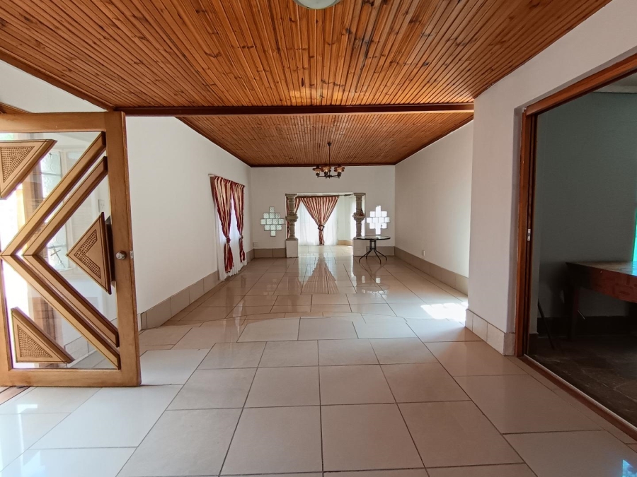 5 Bedroom Property for Sale in Hospitaalpark Free State